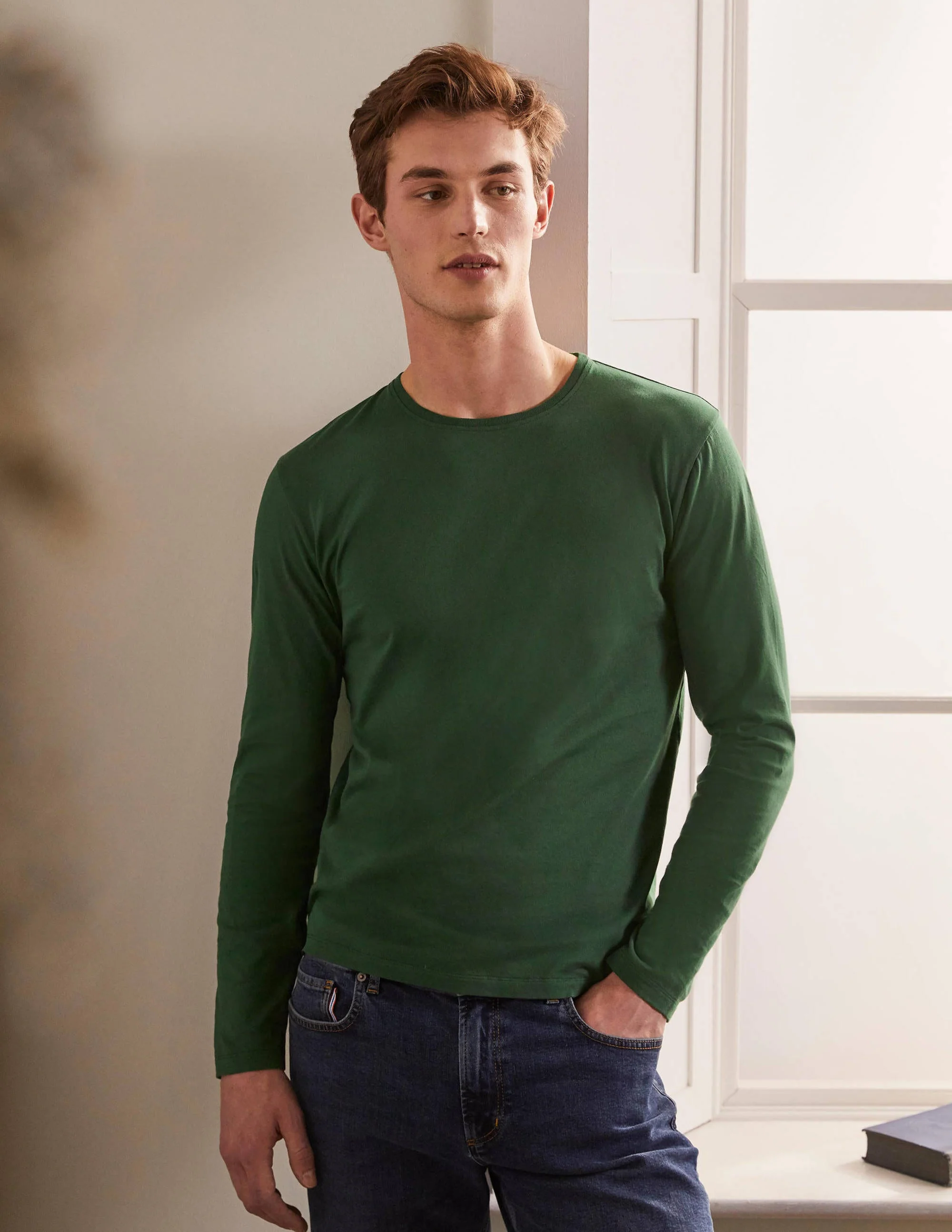 Classic Long-sleeved T-shirt-Castleton