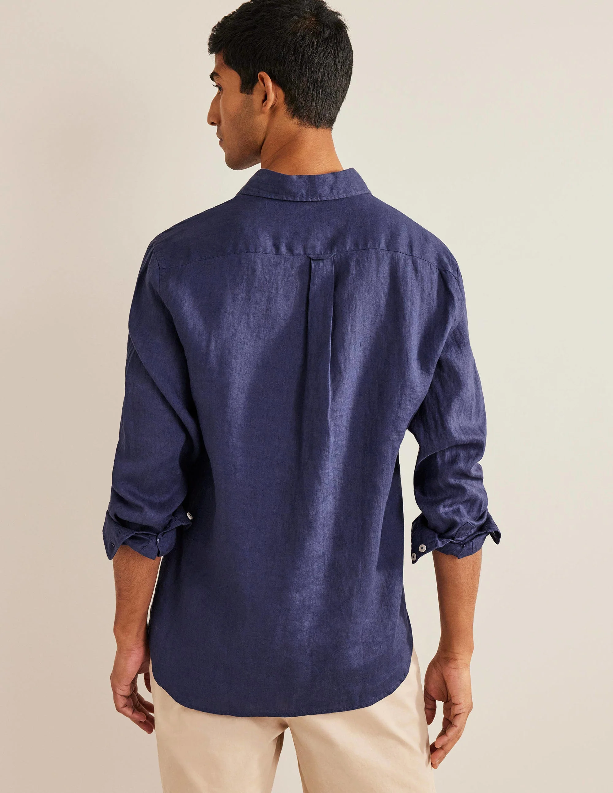 Cutaway Collar Linen Shirt-Navy - Image 3