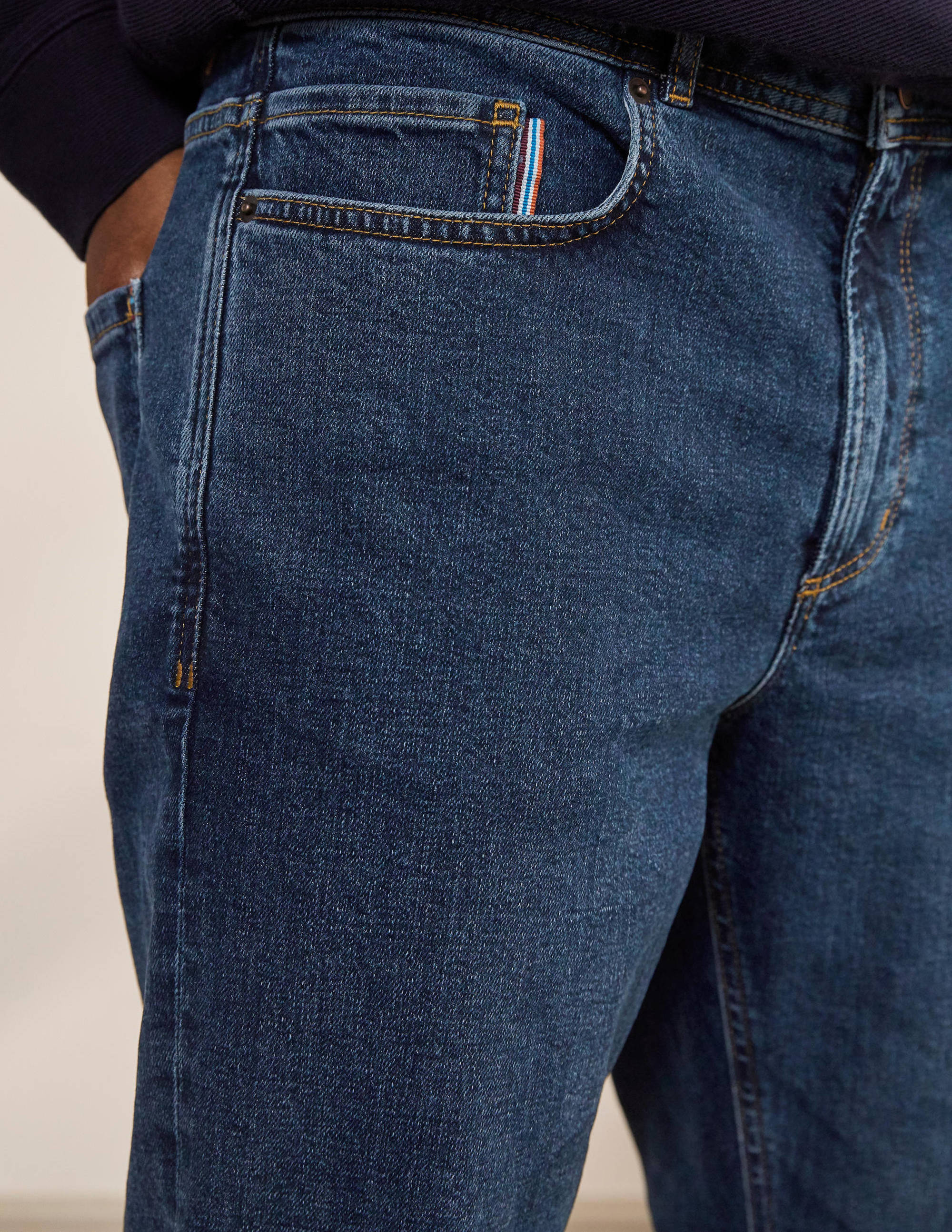 Straight Leg Jeans-Mid Rinse - Image 4