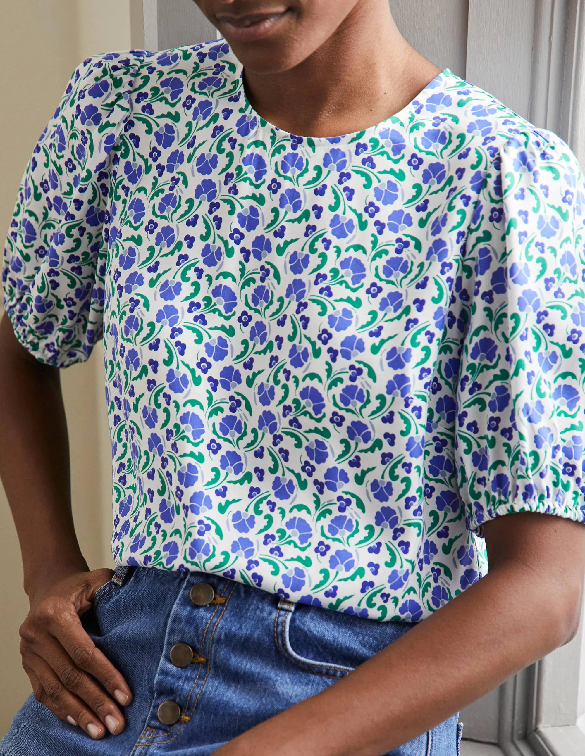 Adriana Puff Sleeve Top-Bluebell, Delicate Bud - Image 4