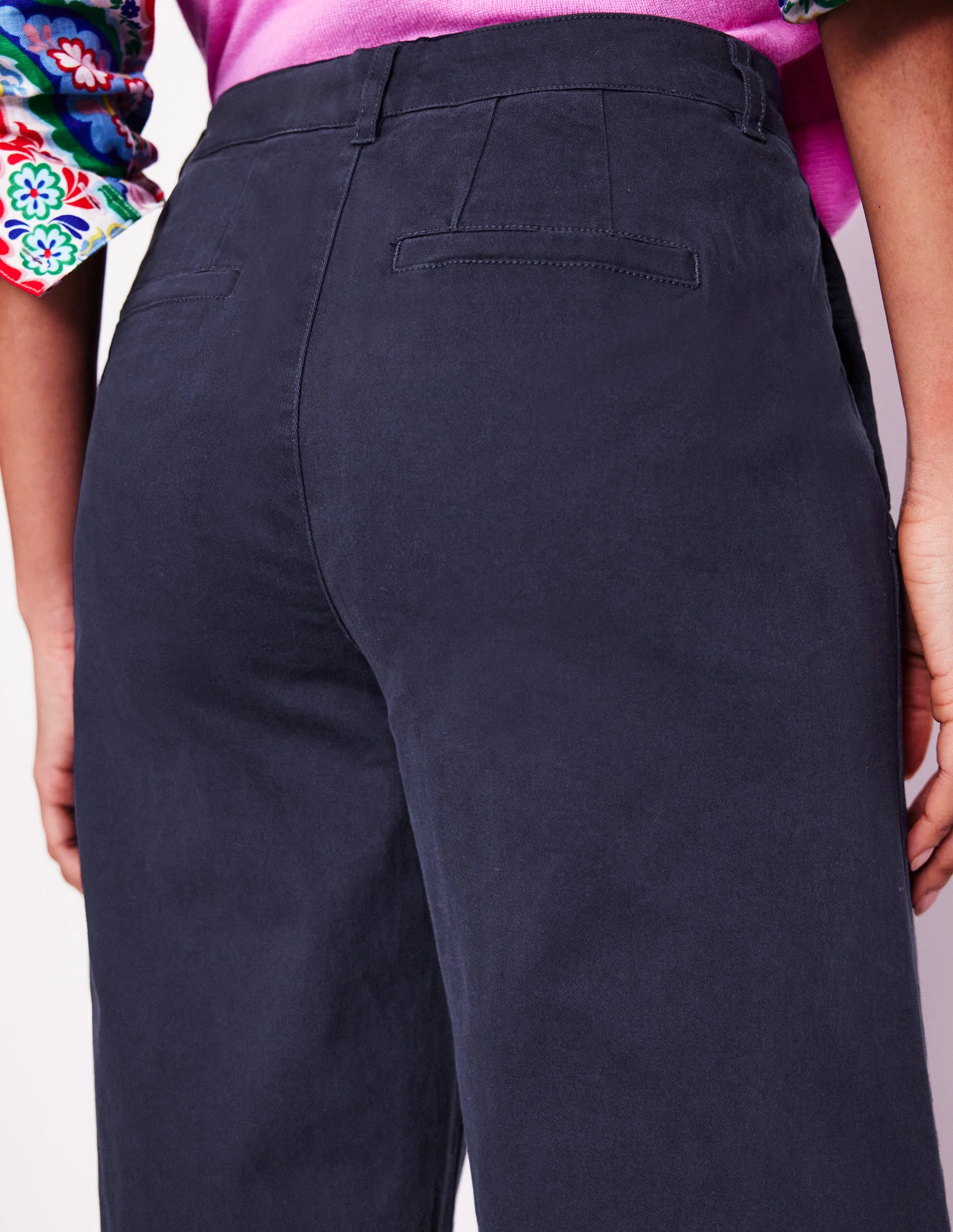 Barnsbury Crop Chino Trousers-Navy - Image 2