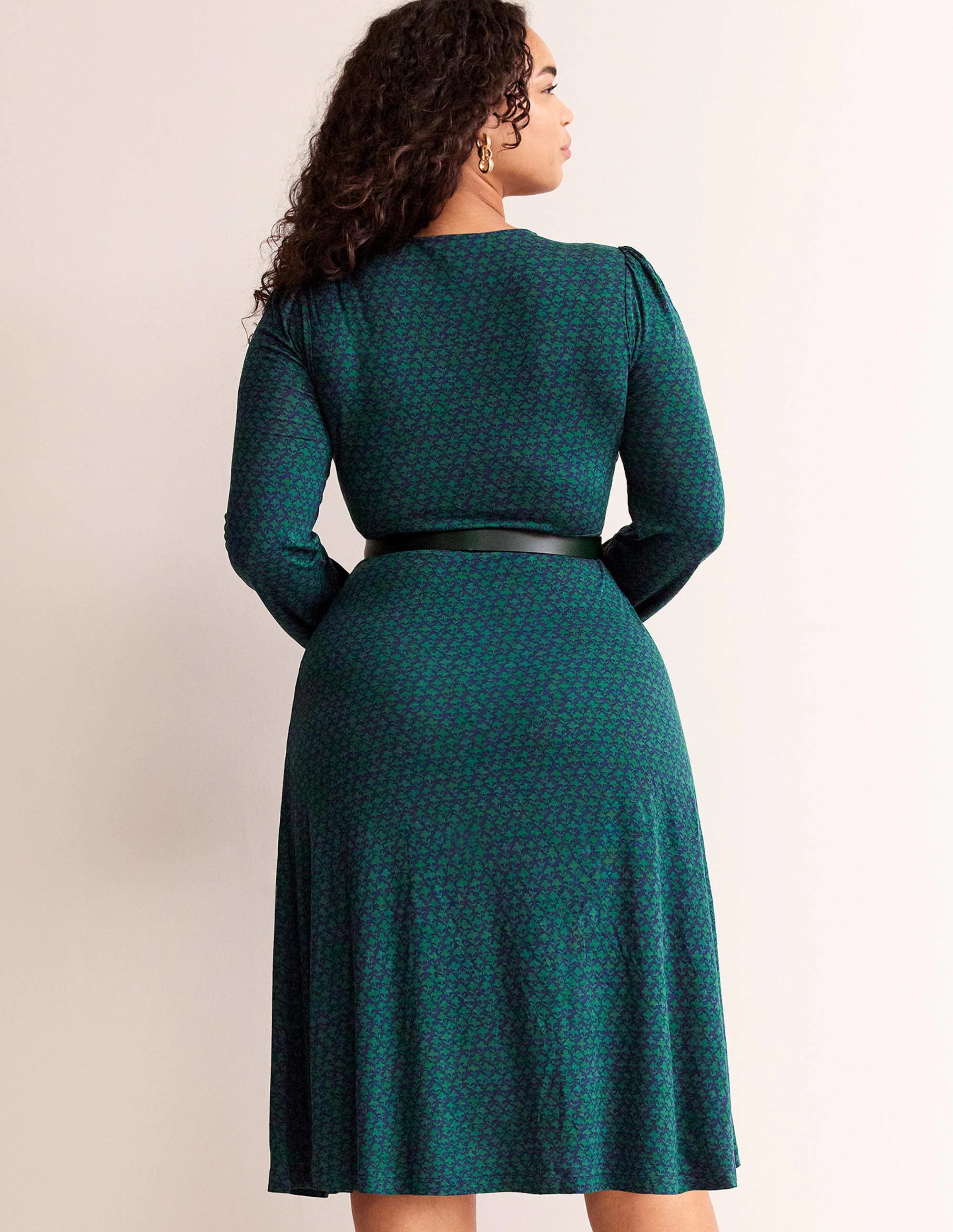 Camille Jersey Midi Dress-Emerald Night, Lily Sprig - Image 6