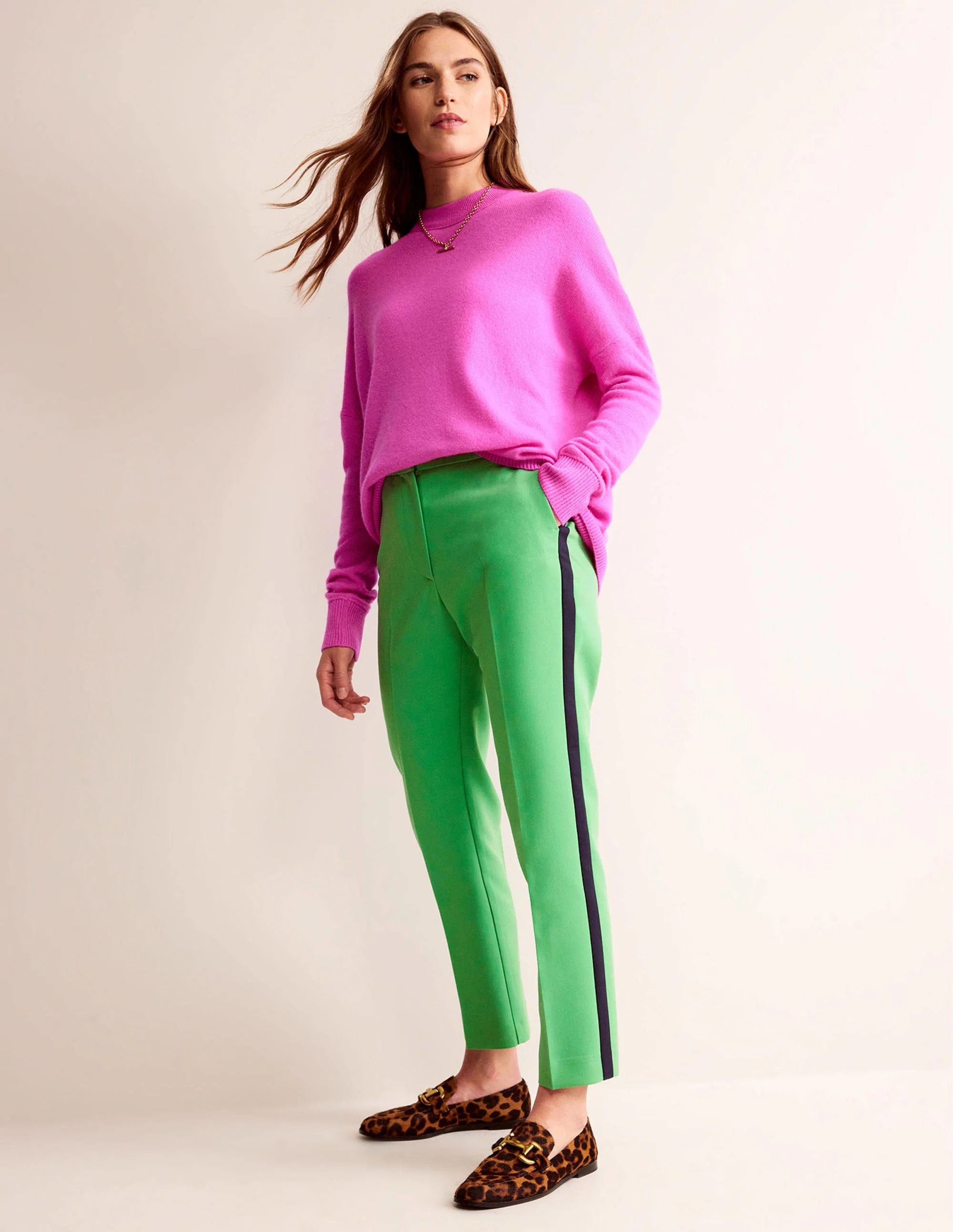Cashmere Boyfriend Crew Jumper-Neon Pink - Image 4
