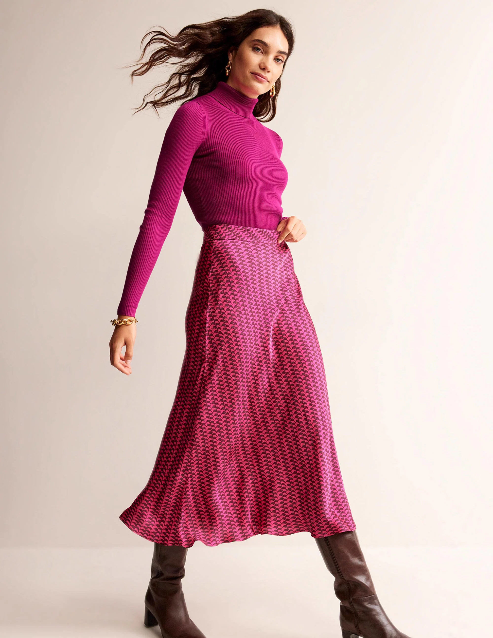 Catriona Roll Neck Jumper-Festival Fuchsia - Image 4