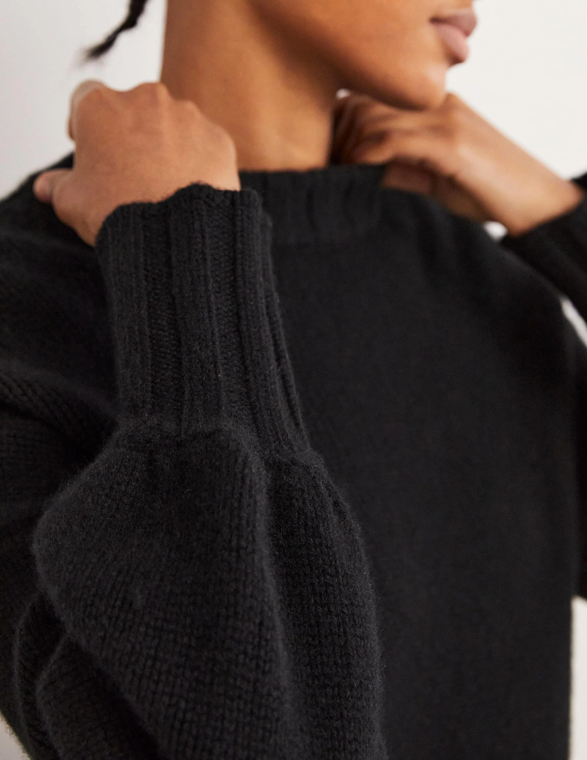 Chunky Cashmere Jumper-Black - Image 2