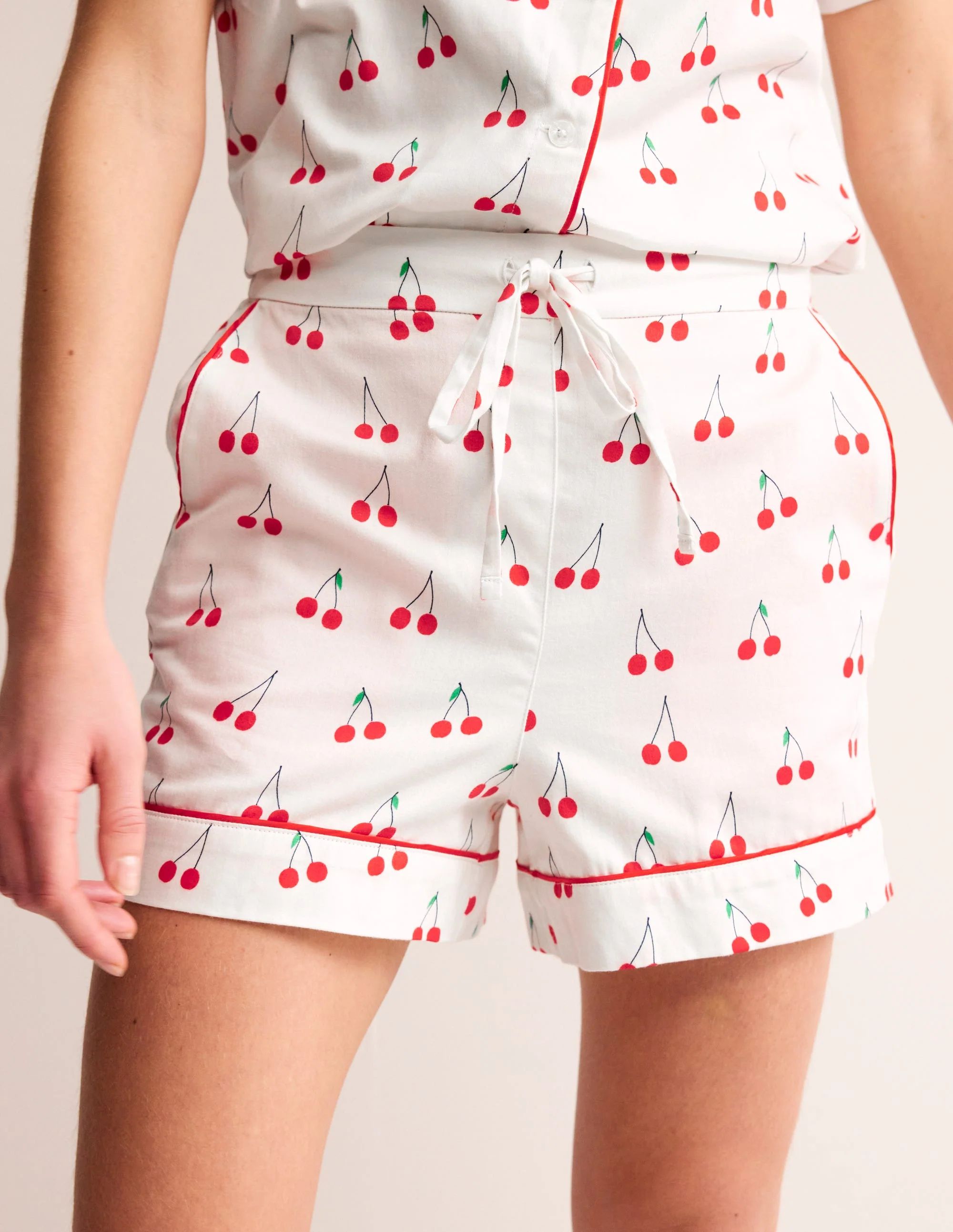 Cotton Sateen Pyjama Shorts-Ivory, Cherry Vine - Image 4