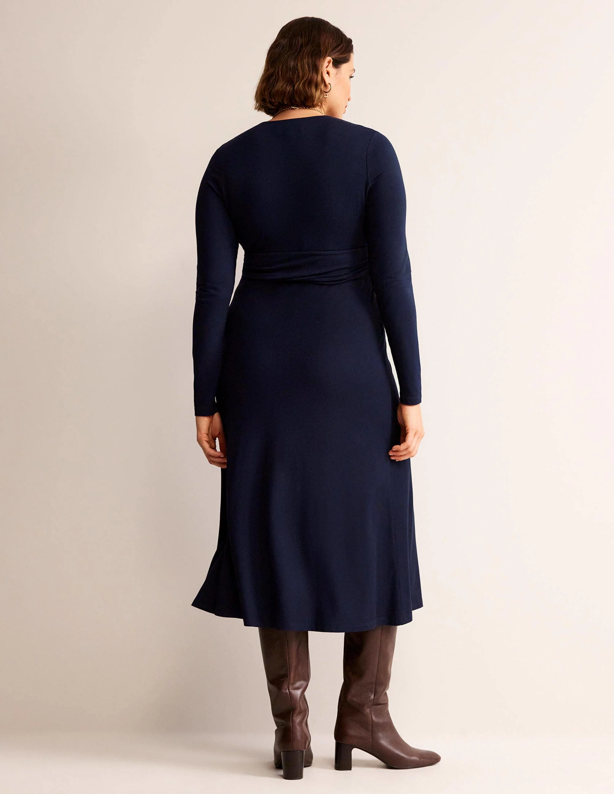 Elodie Empire Midi Dress-Navy - Image 6