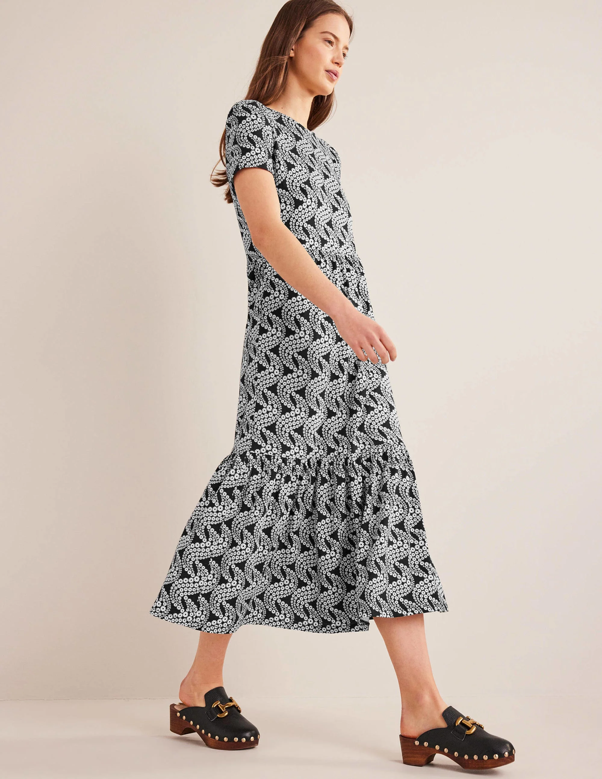 Emma Tiered Jersey Midi Dress-Black, Daisy Swirl - Image 4