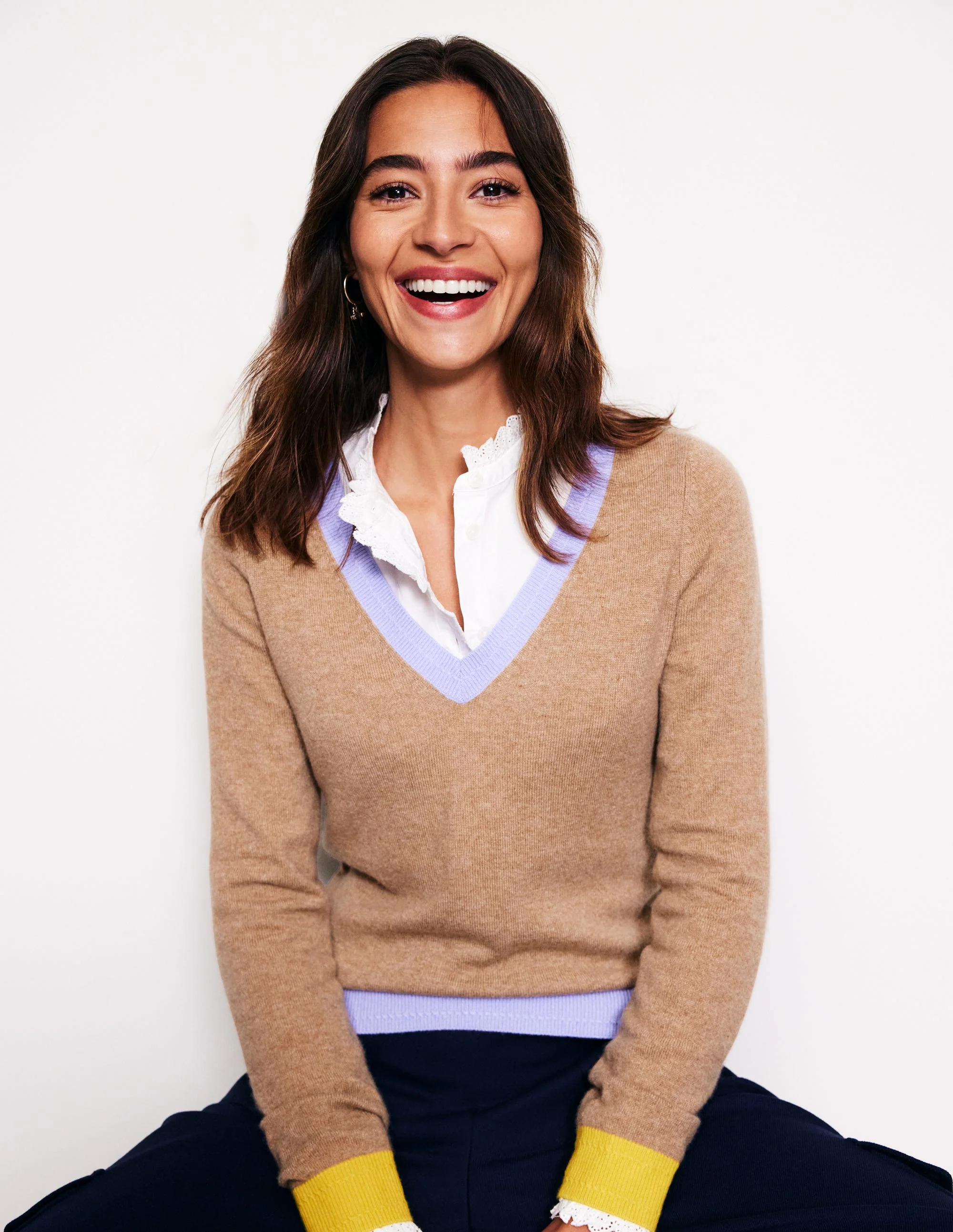 Eva Cashmere V-neck Jumper-Camel Melange Colour Block