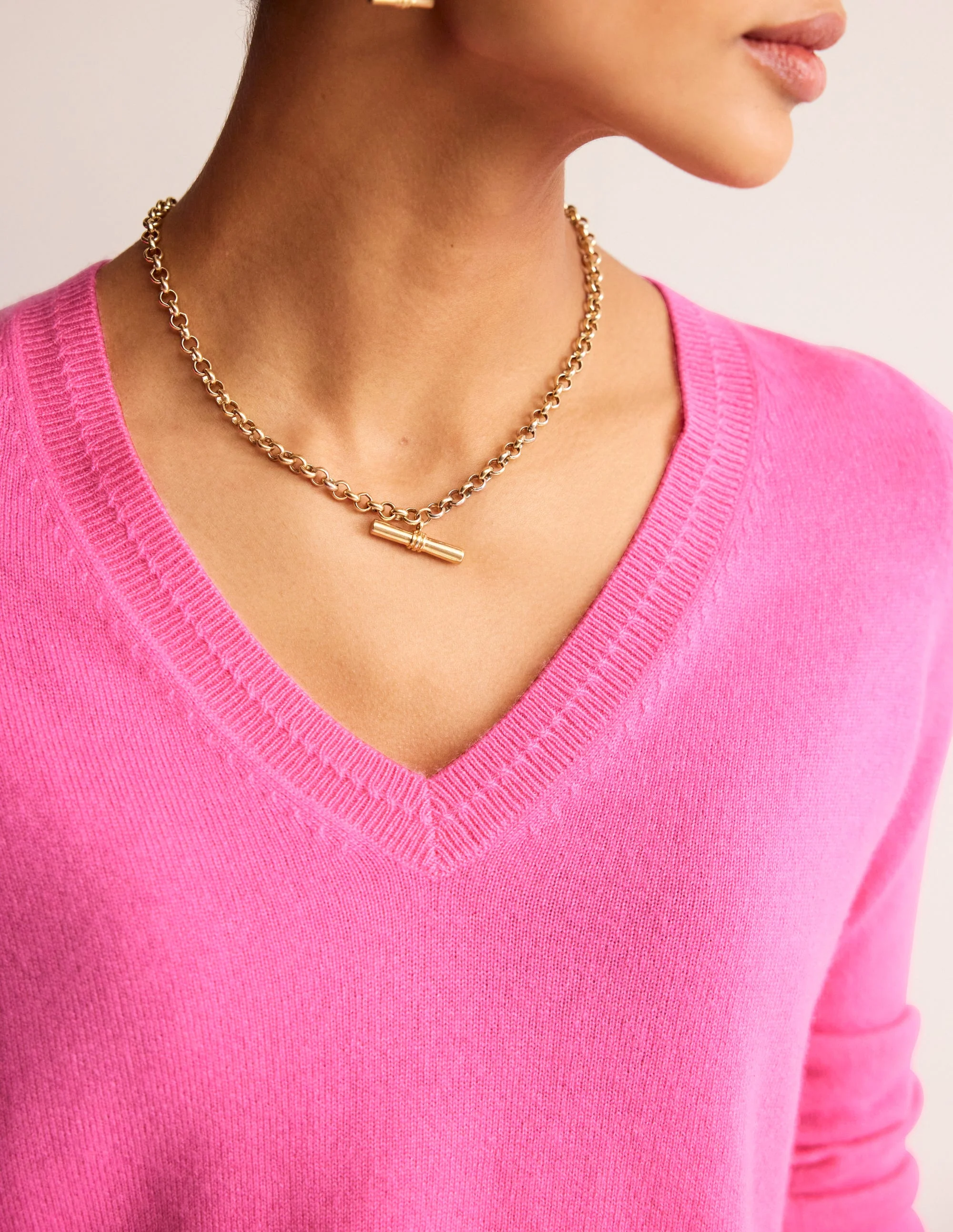 Eva Cashmere V-neck Jumper-Sangria Sunset - Image 3