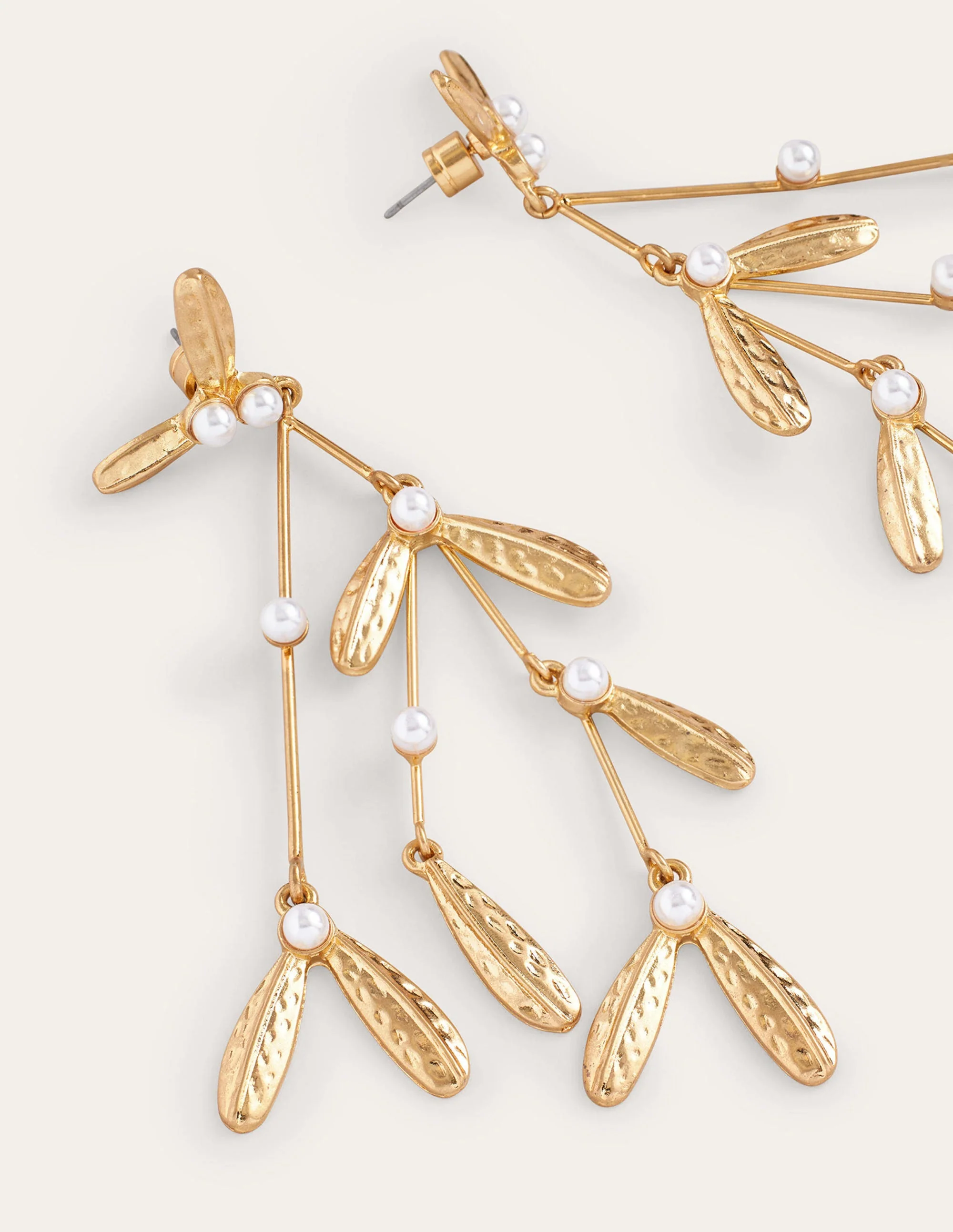 Festive Stamp Earrings-Mistletoe - Image 3