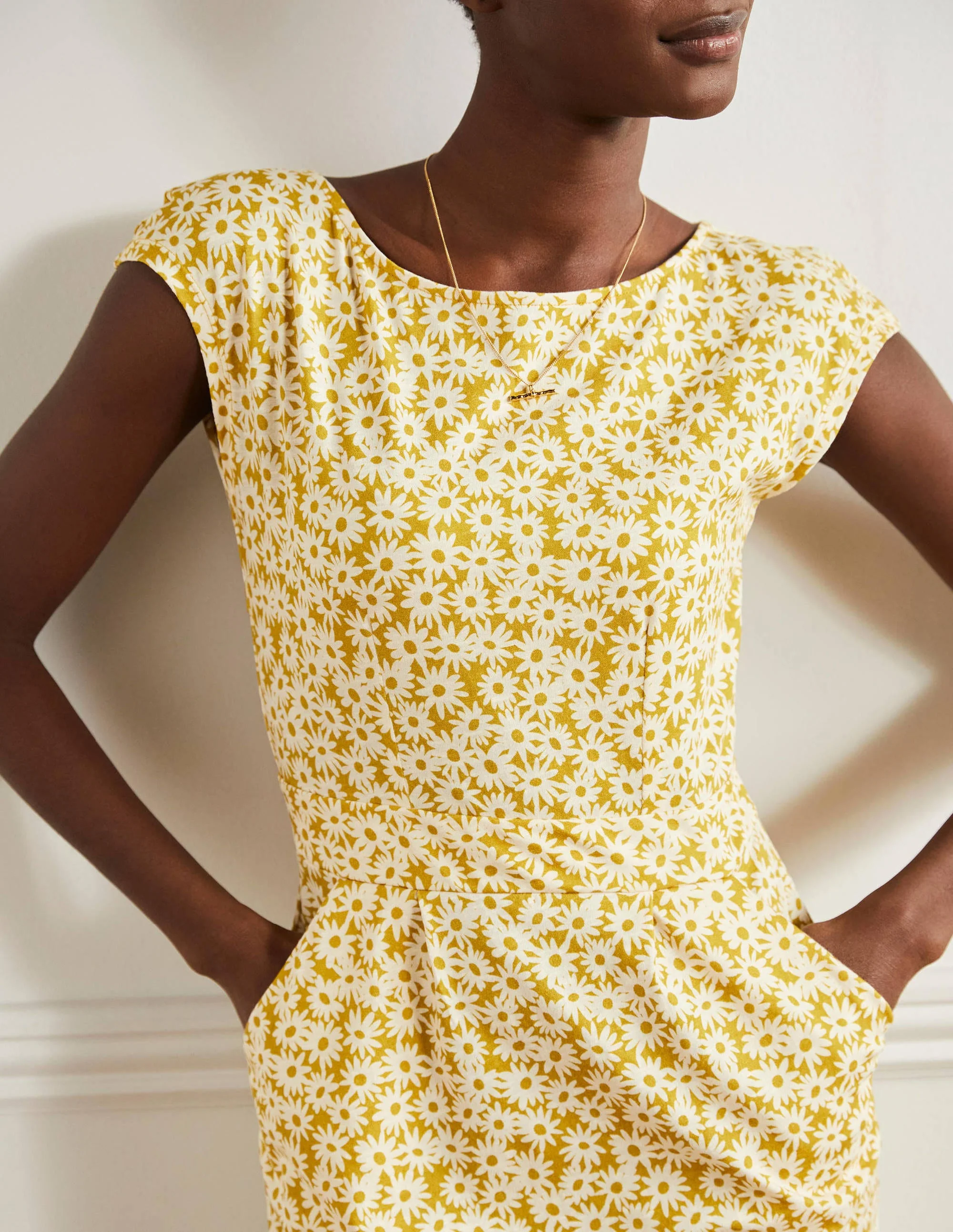 Florrie Jersey Dress-Olive Oil, Daisy Floral - Image 2