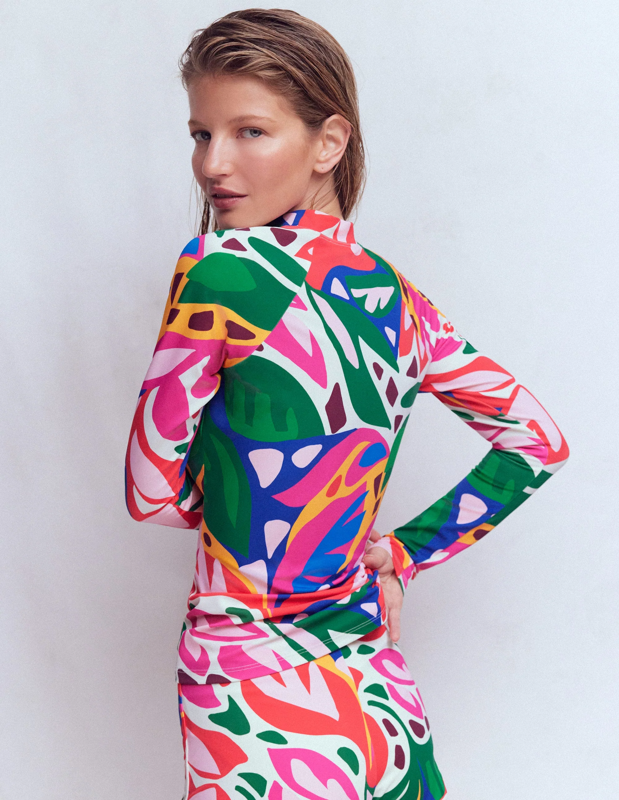 Long Sleeve Rash Guard Top-Multi, Leafy Cascade - Image 3