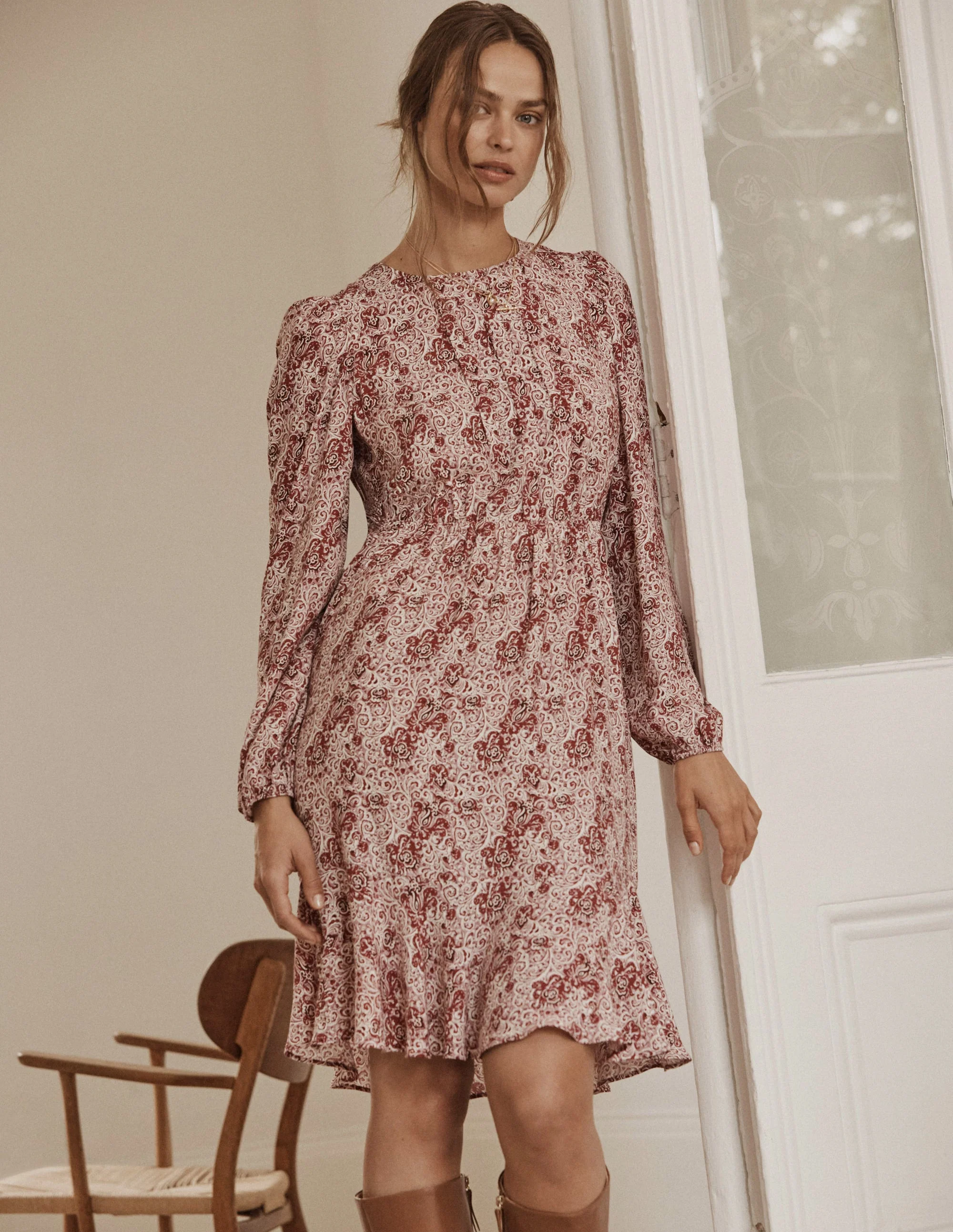 Pleated Peplum Mini Dress-Strawberry, Botanic Terrace - Image 5