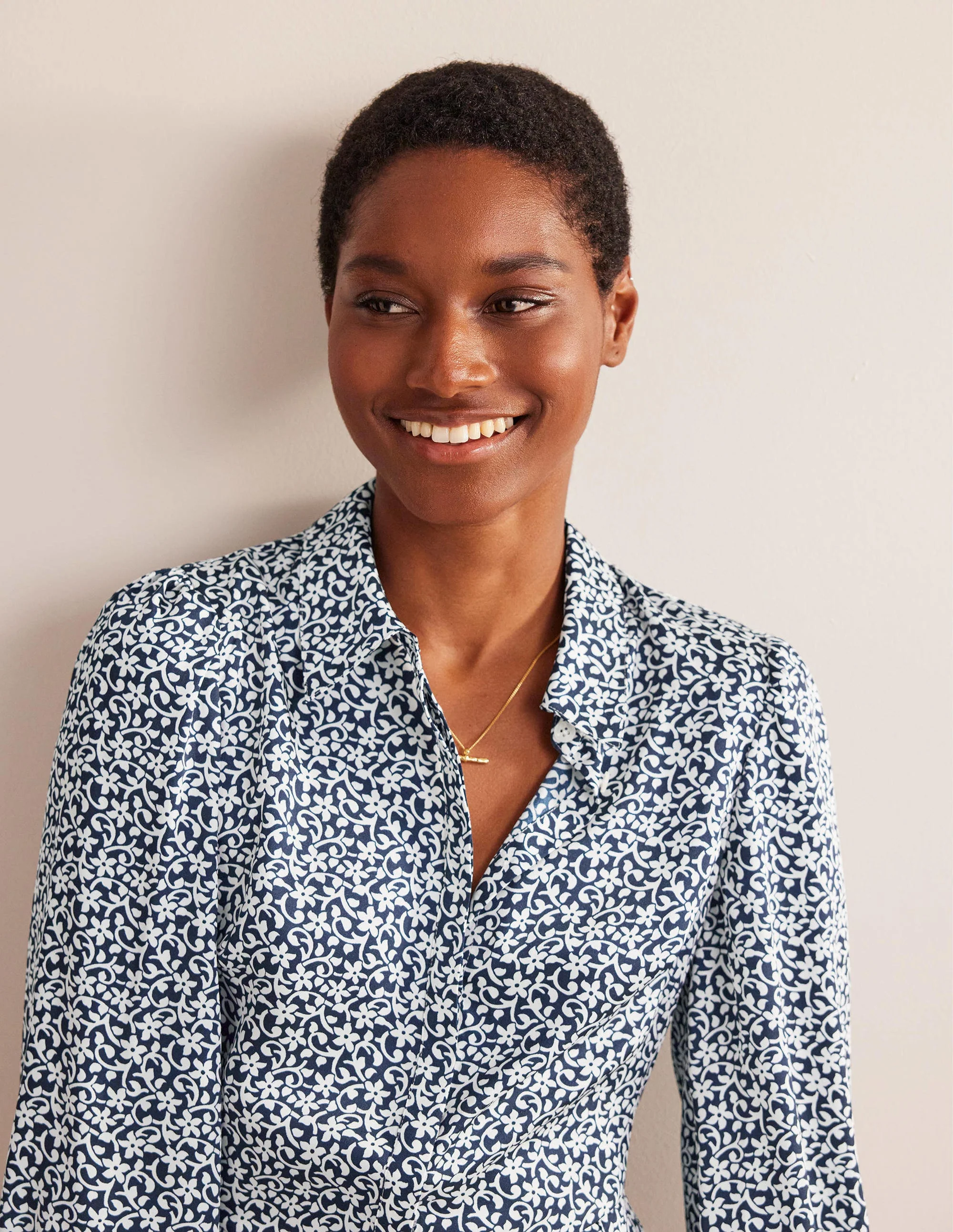 Pleated Skirt Midi Shirt Dress-Navy, Flower Stem - Image 5
