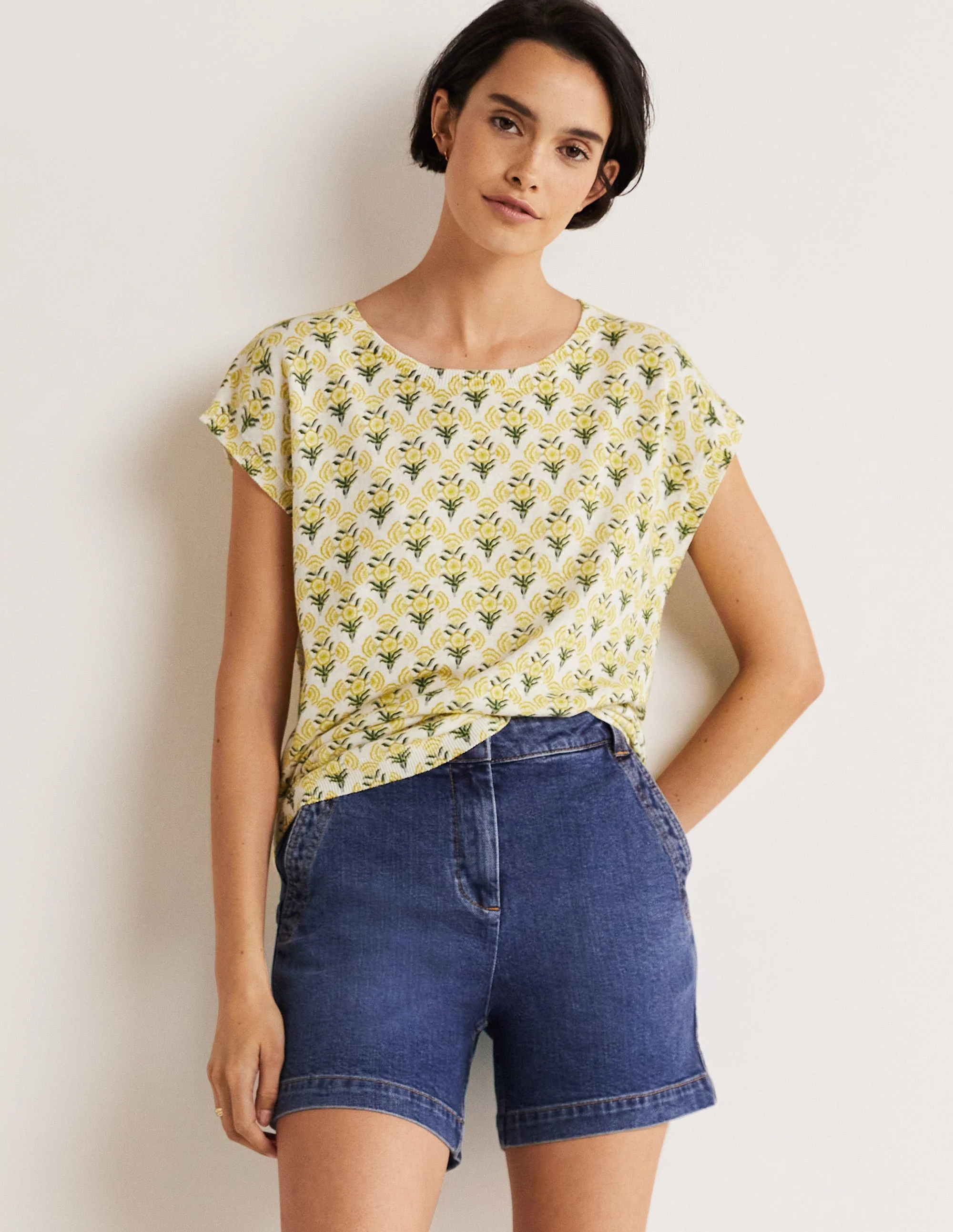 Printed Crew Neck Knitted Vest-Olive Oil, Poppy Geo - Image 5