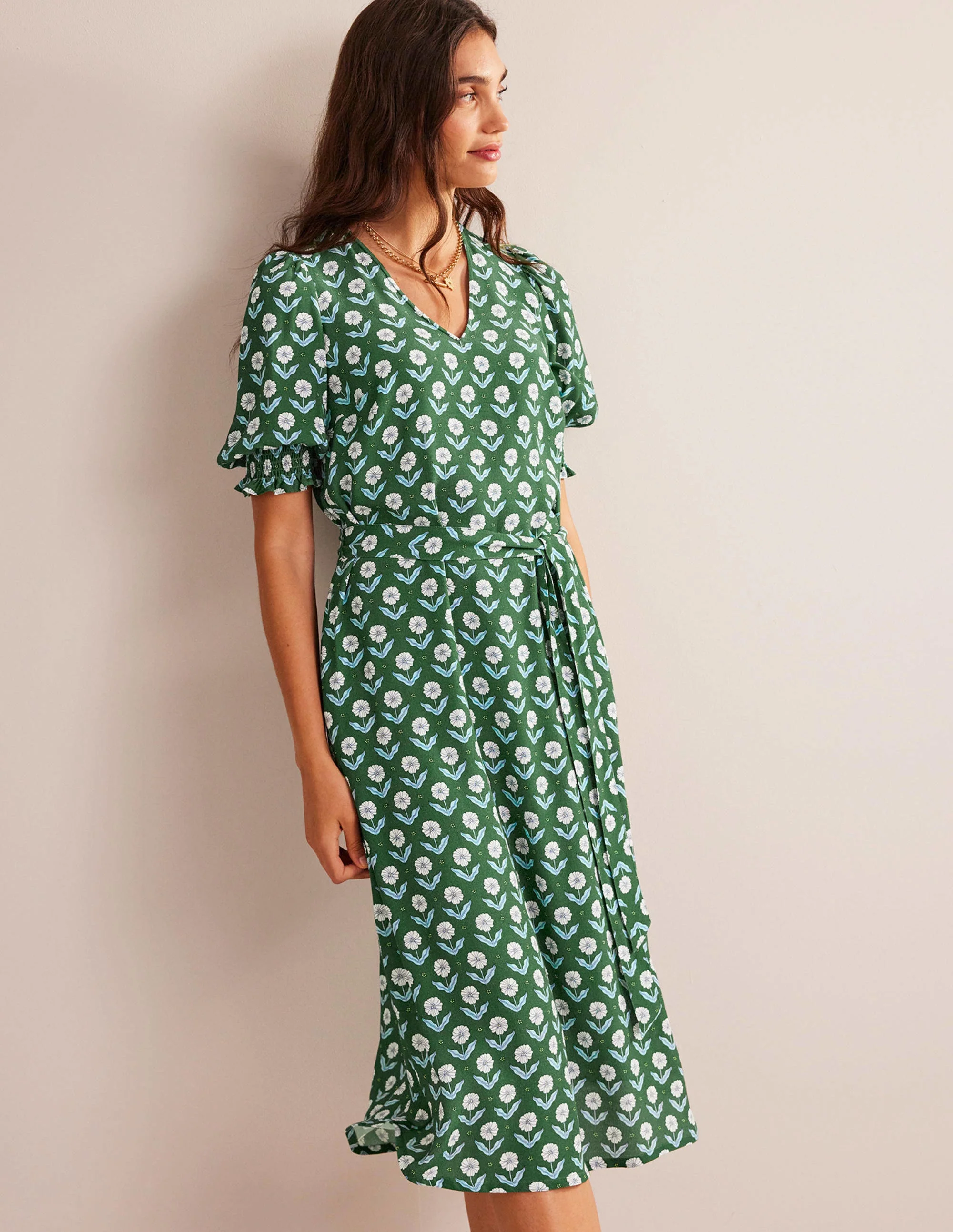 Smocked Cuff Midi Dress-Winter Green, Daisy Foliage