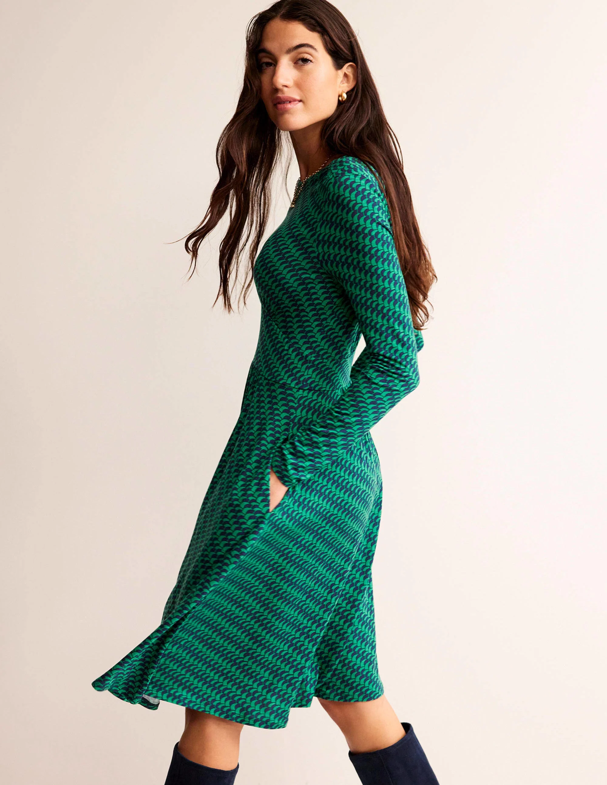 Thea Short Jersey Dress-Veridian Green, Geo Fall - Image 4
