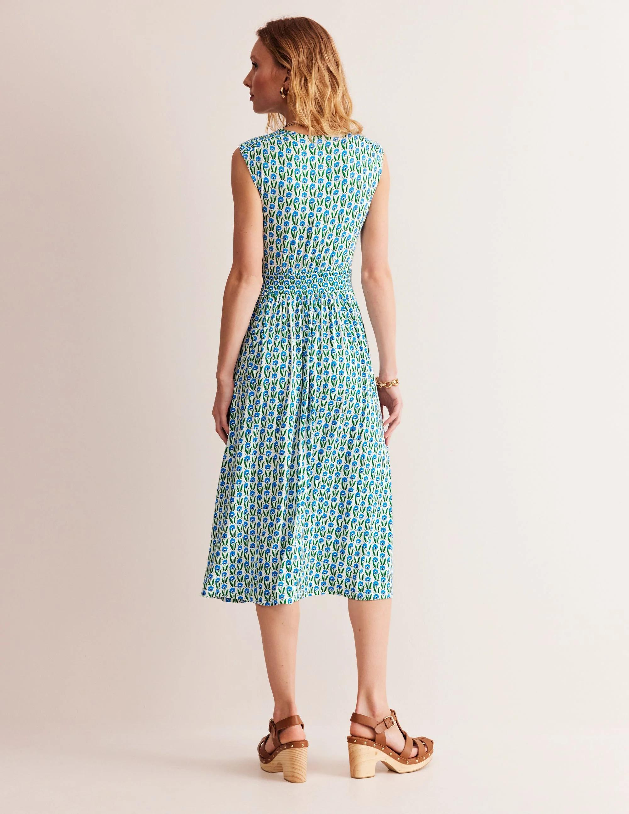 Thea Sleeveless Midi Dress-Green Tambourine, Daisies - Image 4