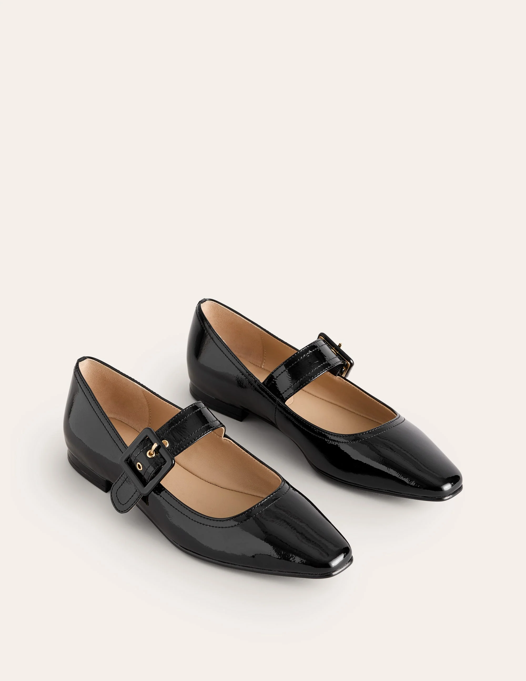Vic Chisel Toe Mary Janes-Black Patent - Image 3