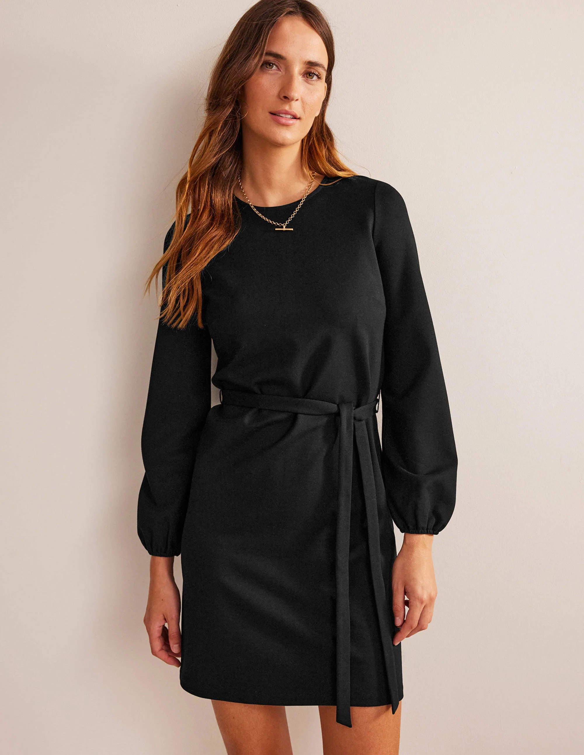 Violet Ponte Shift Dress-Black